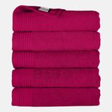 The One towelling The One Badhanddoek 450 gram 70 x 140 cm Magenta