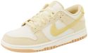 NIKE W Dunk Low NN SE Damessneakers, 39 EU, Team Gold Soft Yellow Pale Ivory