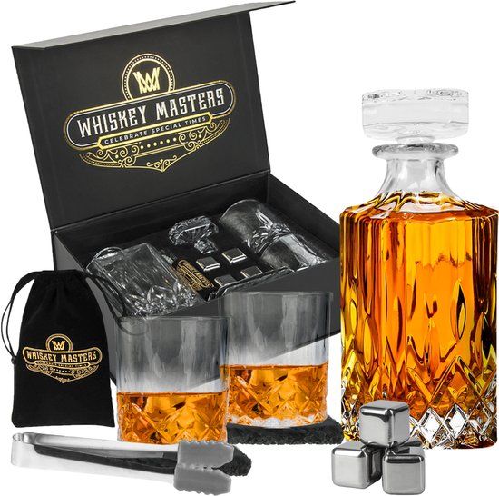 Whiskey Masters Karaf - Klassiek - Whiskey Glazen - 0,7 L – Decanteer Set - Whisky Set - Incl. 2 glazen en stenen