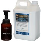 Claudius Cosmetics B.V. Zeepdispenser 300 ml amber bruin hervulbaar + 5 Liter Bodylotion Hammam Herbal navulling
