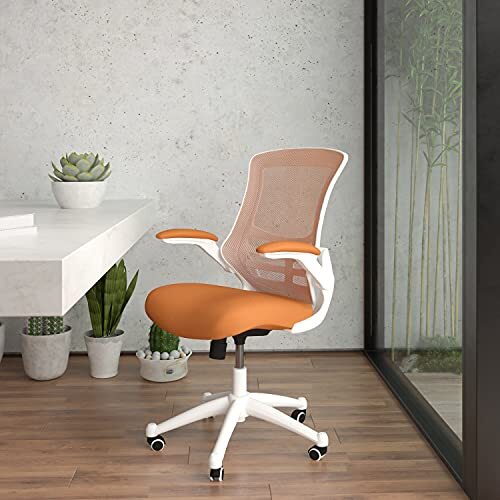 Flash Furniture Bureaustoel met middelhoge rugleuning, ergonomische bureaustoel met opklapbare armleuningen en netstof, perfect voor thuiskantoor of kantoor, oranje/wit