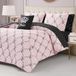 Juicy Couture lichtroze/zwart link logo bedrukte coveresset, koningin – compleet 8-delig bed in één tascollectie