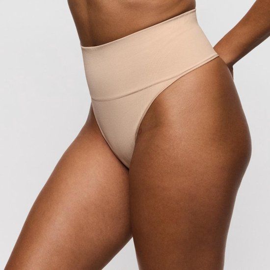 PrimaDonna Nudda Corrigerende String 0663611 Caffe Latte - maat 42