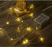 Sygonix SY-4722046 Mini-guirlande d'intérieur à piles 20 LED blanc chaud 2,2 m minuteur