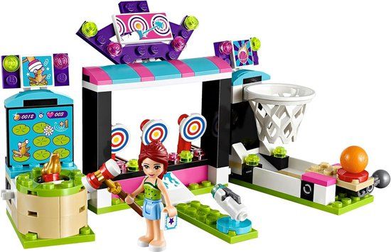 LEGO Friends Pretpark spelletjeshal 41127