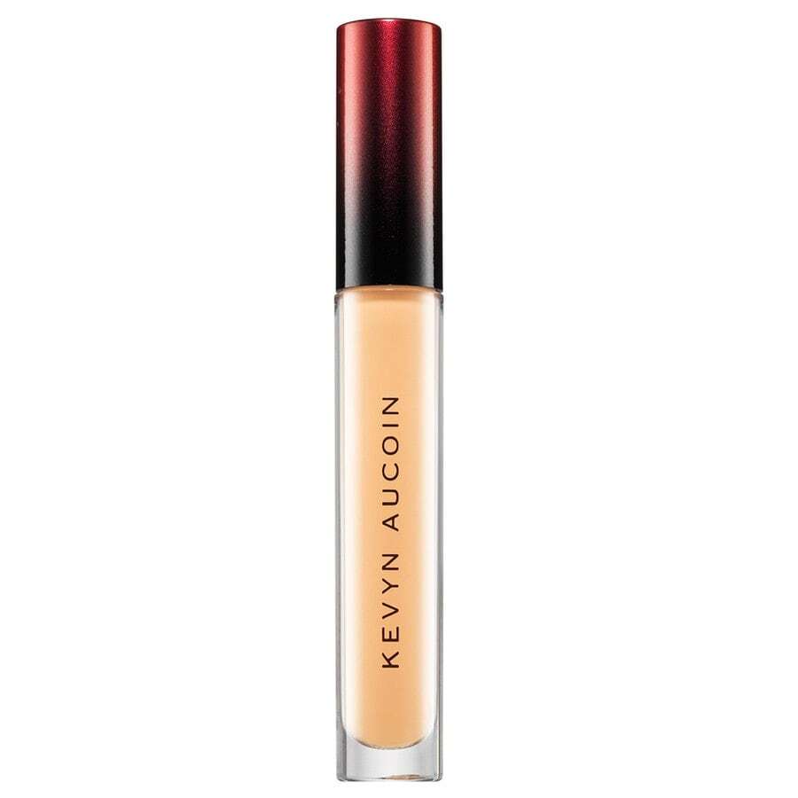 Kevyn Aucoin Pflege