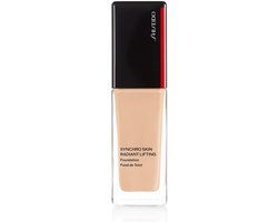SHISEIDO Synchro Skin Radiant Lifting Foundation 220 Linen 30 ml