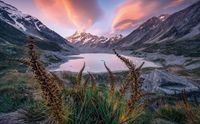Komar Fotobehang - Momentum Lord of the Mountains 450x280cm - Vliesbehang