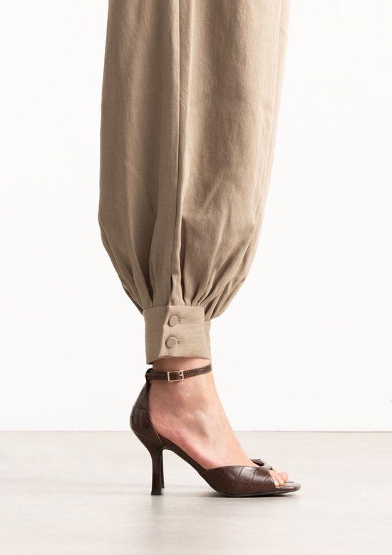 Sacha - Dames - Bruine sandalen met hak - Maat 42