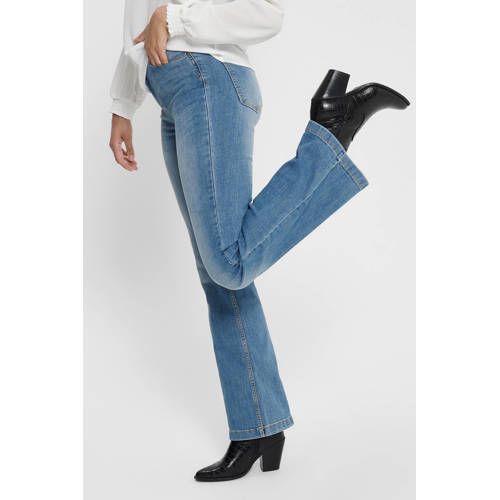 JDYFLORA Flared Jeans - Medium Blue Denim