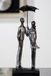 Gilde handwerk Beeld "Veilig onder de Paraplu" - Poly antiek zilver - 11x14x36cm