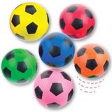 Baker Ross Hoog stuiterende voetballen (6 stuks per verpakking)