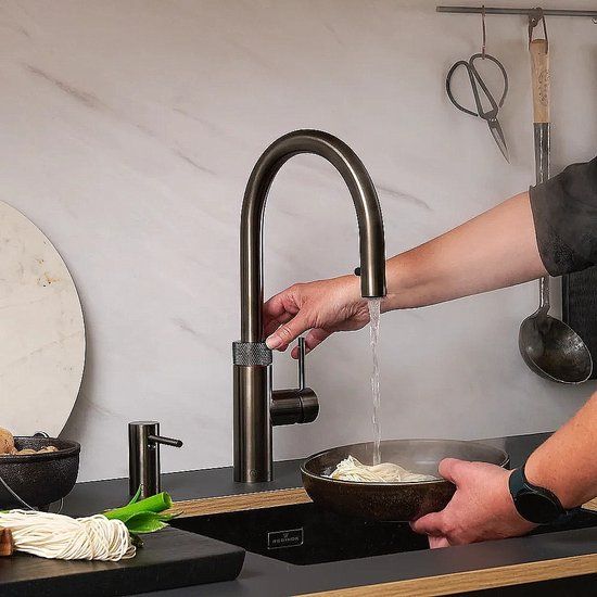 Quooker Flex Round Gun Metal with Combi Reservoir
