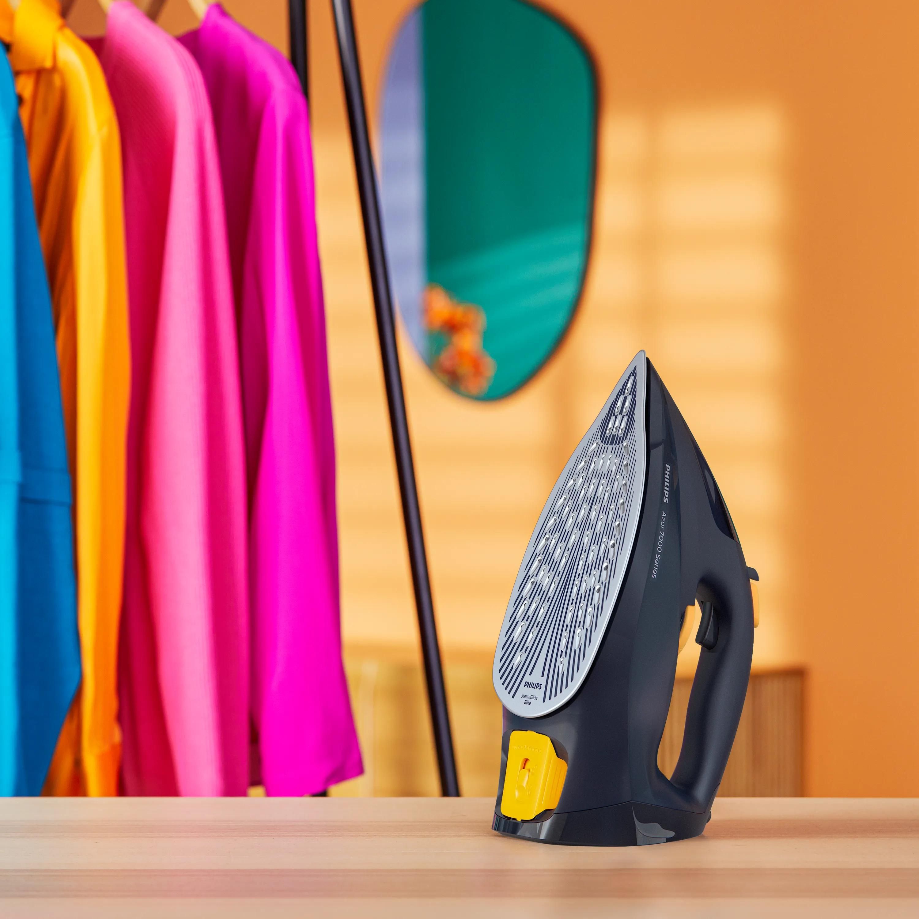 Philips 7000 Series DST7060/20 - Steam Iron - Blue/Yellow