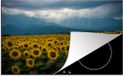 Merkloos KitchenYeah® Inductie beschermer 77x51 cm - Zonnebloemen - Bergen - Wolken - Inductiebeschermer