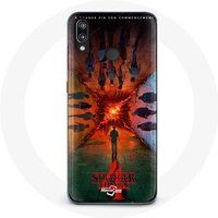 Maniacase Hoesje voor Huawei P20 Lite Stranger Things Seizoen 4 New Theory Crew Poster