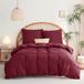 Literary red Beddengoedset 260 x 240 cm met Kussensloop