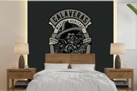 Merkloos / Sans marque Nr1Wallpaper B.V. Fotobehang Politie - Pistool - Skelet - Vintage - Breedte 240 cm x hoogte 240 cm