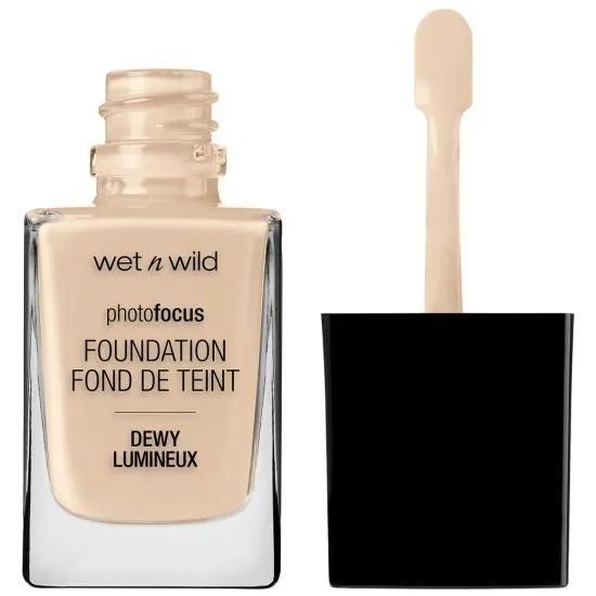 Wet n'Wild Photo Focus Foundation DEWY - 30ml