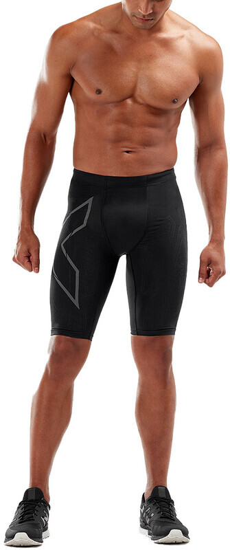 2XU Light Speed Compression Shorts Men, black/ black reflective