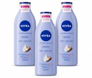 Nivea 3 x Smooth Body Milk - Sheaboter - 72 uur Hydratatie - Voor Droge Huid - 400 ml