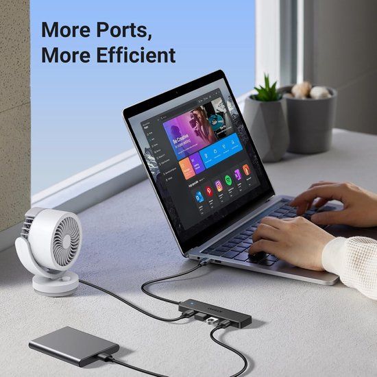 Ugreen 4W1 25851 Hub USB-A naar 4x USB-A (Zwart)