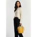 Coccinelle Sac seau en cuir jaune moutarde