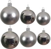 Decoris Kaemingk B.V. Compleet glazen kerstballen pakket zilver glans/mat 26x stuks - 10x 6 cm - 12x 8 cm - 4x 10 cm
