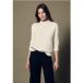 Pull avec détails contrastants