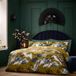 Wylder Kushiro Tropics Luxury Cotton Rich Sateen Duvet Cover Set - 2 persoons dekbedovertrek set luxe katoen satijn - Olijfgroen met vogels 200 x 200 cm inclusief kussenslopen