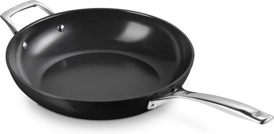 Le Creuset Sauteerpan Essential Non-Stick Ceramic - Ø 30 cm / 6.8 liter - Zwart