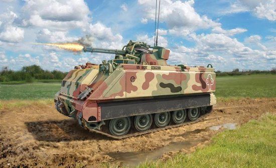 Italeri 6560 M163 VADS Vulcan Air Defence System 1:35 Plastic Model Kit