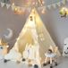 Merkloos tipi tent voor kinderen met gewatteerde mat, banner en garenbal - Beige katoenen canvas speeltent voor kinderkamer decor