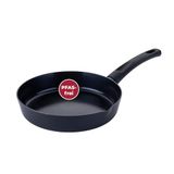 Fackelmann Essential Highrise braadpan, diameter 24 cm, van gerecycled aluminium met keramische coating, perfect voor alle warmtebronnen, inclusief inductie