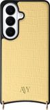 AVY Leren Hoesje geschikt voor Samsung Galaxy S26 Plus | Compatibel met MagSafe | Leather Case | Back Cover | Haakjes voor koord | Croco Geel