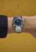 Timex Q Timex 1972 "Time Machine" Quartz Analoog Horloge Zilverkleurig En Blauw Kast Gemaakt Van 100% Roestvrij Staal En Een Armband Van 100% Roestvrij Staal 39 TW2Y33100AJ