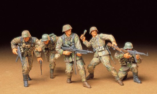 tamiya German Front Line Infantrymen