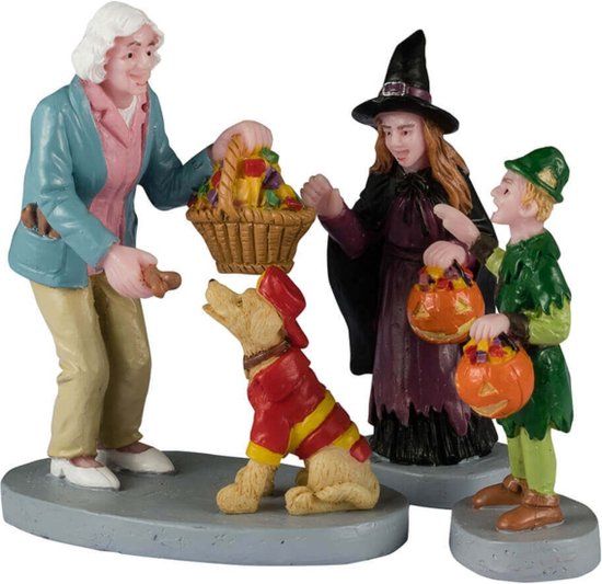 Lemax Spooky Town - Everyone Gets A Treat - Set van 3