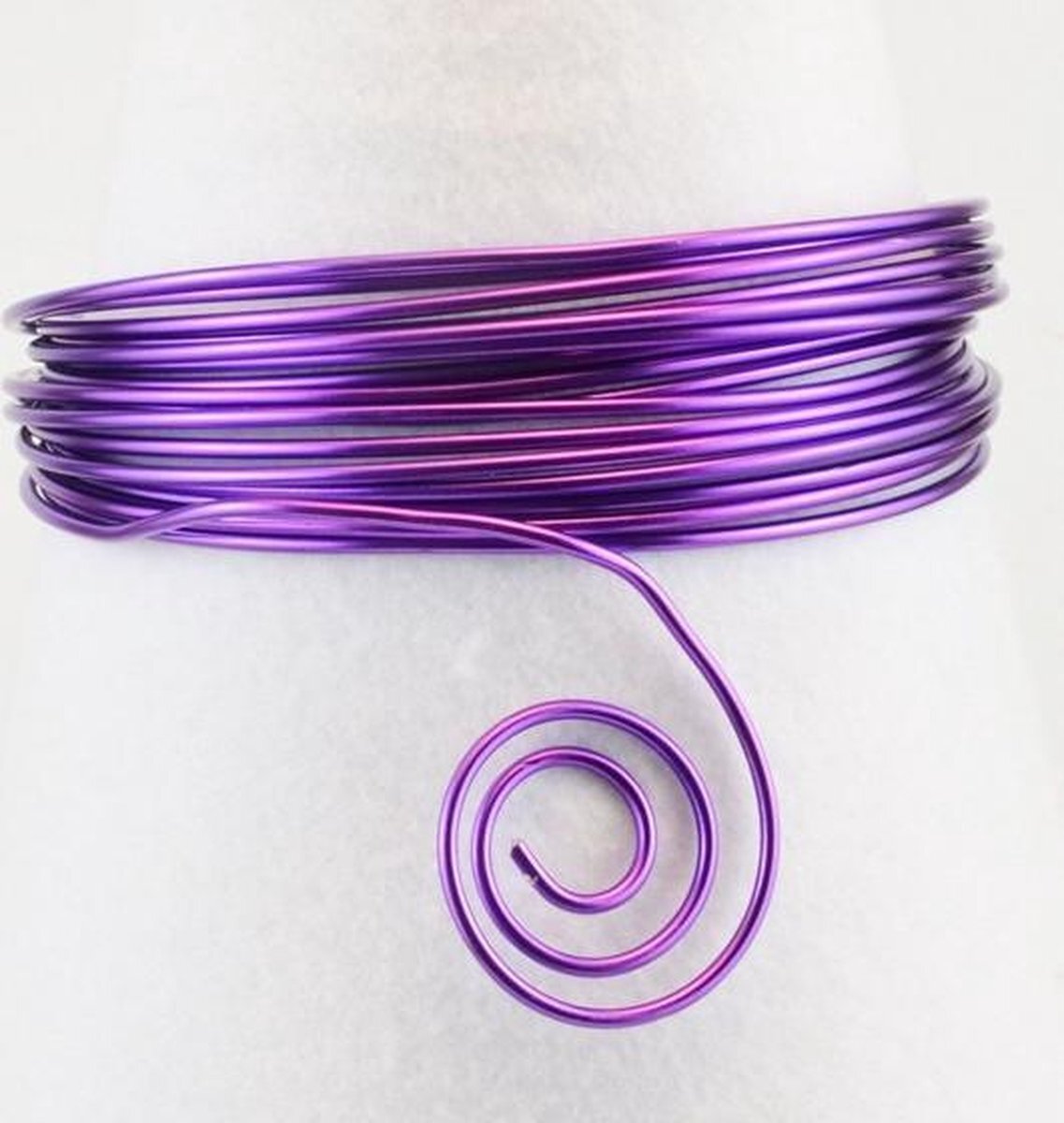 Vaessen Creative Aluminium wire 2mm 5m lilac