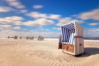 A.S. Création AS Creation Fotobehang strandstoel in beige blauw