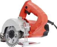 Machine de coupe multi-matériaux portable - Scie circulaire - Lame Ø110 mm, alésage 20 mm - Profondeur de coupe 0-34 mm - 1580 W 220 V - Incl. 1 lame bois & 1 lame pierre - Prise EU - Rouge