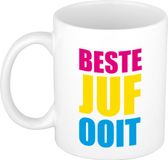 Bellatio Decorations Shoppartners Bv Beste juf ooit cadeau koffiemok / theebeker met roze/gele/blauwe blokletters 300 ml