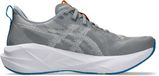 Asics Novablast 5 Hardloopschoenen - Grijs - Maat 44 - Mannen - Synthetisch/Polyester