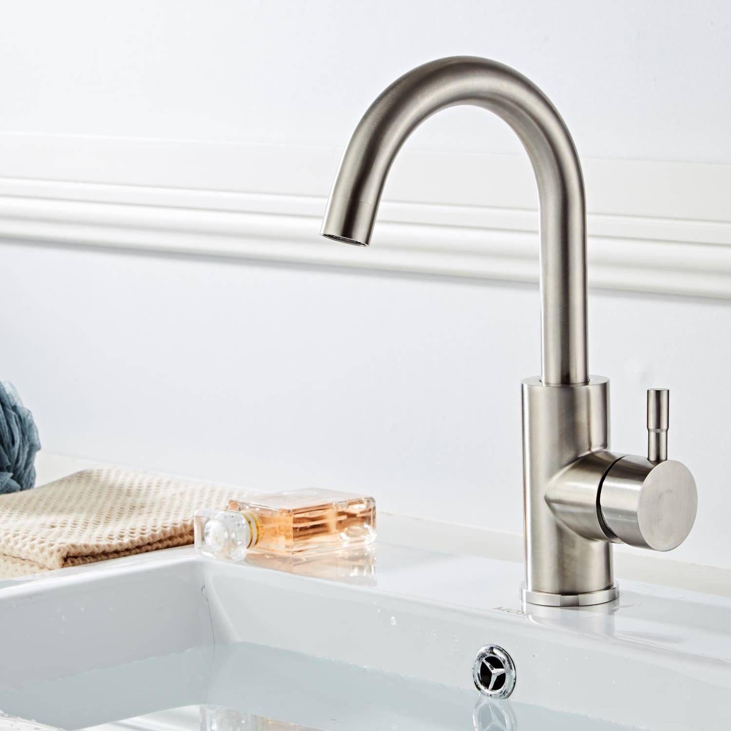 Boss & Wessing Wastafelkraan draaibaar BWS Exclusive Eenhendel 304 RVS