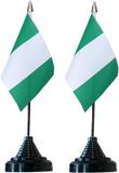 Shoppartners Bv Drapeau Nigeria drapeau de table - 2 x pièces - drapeau de 10 x 15 cm - support noir