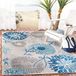 Safavieh Cabana Collection Modern tapijt voor binnen en buiten, machinewasbaar en antislip, laagpolig, grijs en blauw, 120 x 180 cm