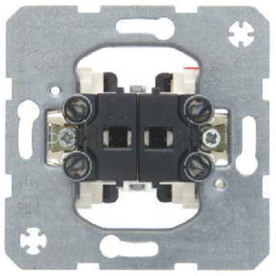 Berker Schakelaar - 4 x 7 mm Hoe moet ik een <lt/>a href=/nl/m/klussen/infopagina-schakelmateriaal/index.html promo=subtitels_CPLK1_schakelmateriaal_A_bekijk_1_ target= _blank <gt/>schakelaar aansluiten<lt/>/a<gt/