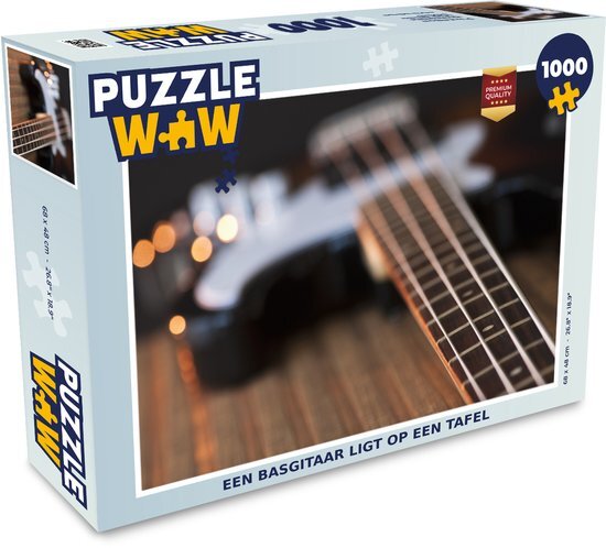 MuchoWow Puzzel Een basgitaar ligt op een tafel - Legpuzzel - Puzzel 1000 stukjes volwassenen