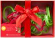 Wilton Kerstset/10-delige kunststof koekjessnijderset met peperkoekmannetje, vrouw, jongens en -meisjes, dennenbomen, suikerstok, sneeuwpop, kerstkous en -bel