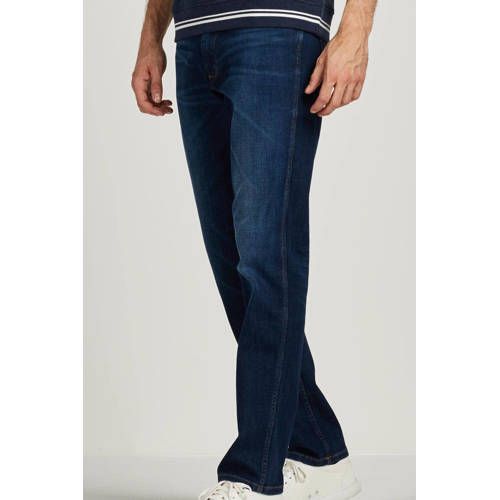 Wrangler Greensboro Straight Fit Jeans